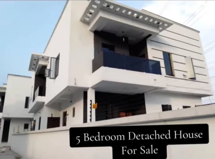 5 Bedroom Detached House for Sale